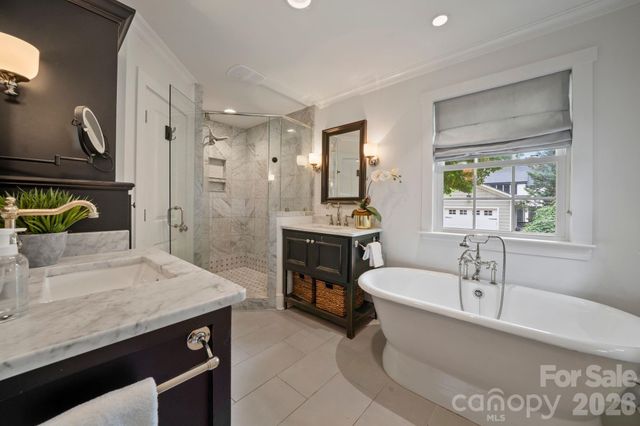 4218 Windemere Lane, Charlotte, NC 28211