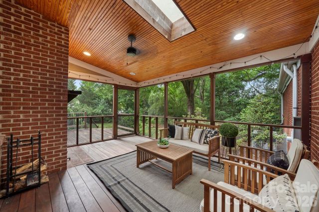 4218 Windemere Lane, Charlotte, NC 28211