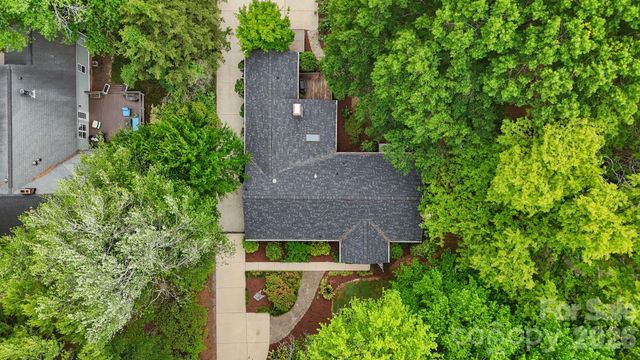 4218 Windemere Lane, Charlotte, NC 28211