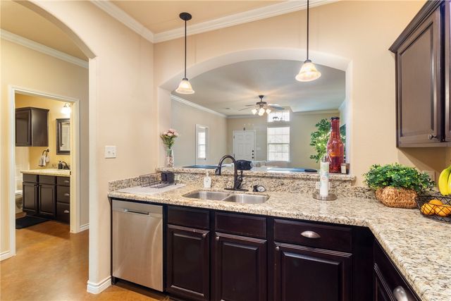 3334 Travis Cole Avenue, College Station, TX 77845