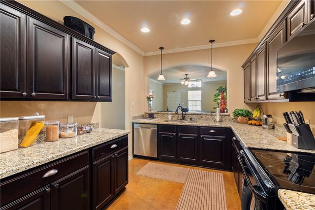 3334 Travis Cole Avenue, College Station, TX 77845