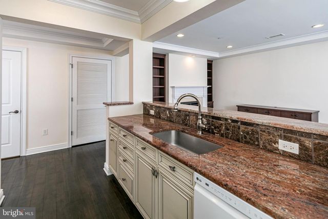 131 VICTORIA MEWS, Princeton, NJ 08542