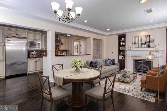 131 VICTORIA MEWS, Princeton, NJ 08542