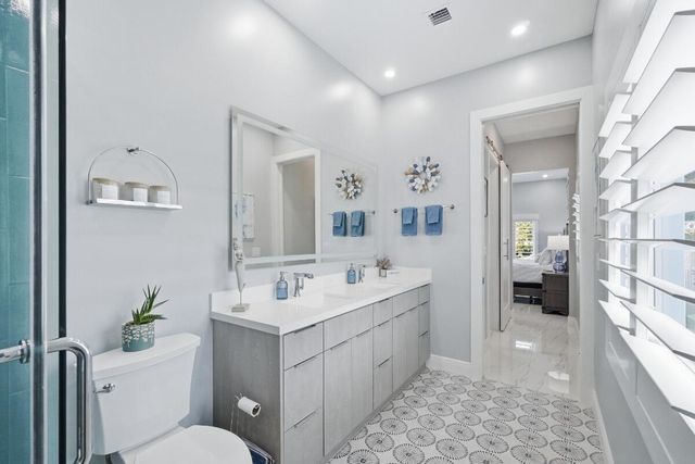 380 SE 5th Avenue, Pompano Beach, FL 33060