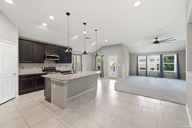 12714 Texas Gold, San Antonio, TX 78253