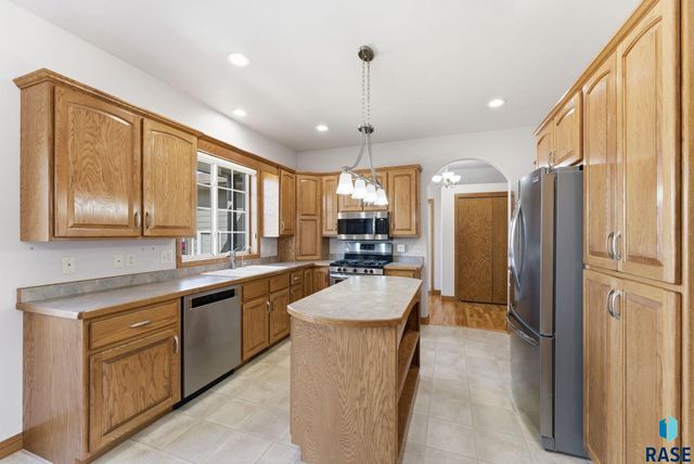 3400 S Alpine Ave Avenue, Sioux Falls, SD 57110