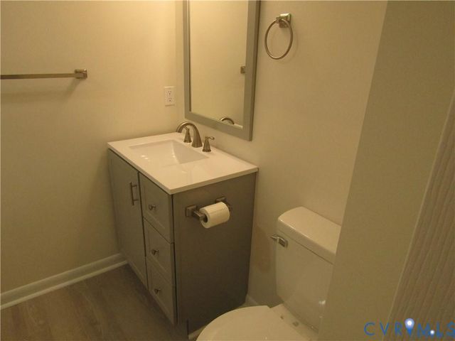 135 Trudie Dr, Center Cross, VA 22437