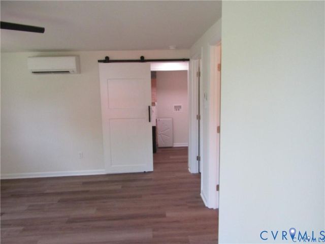 135 Trudie Dr, Center Cross, VA 22437