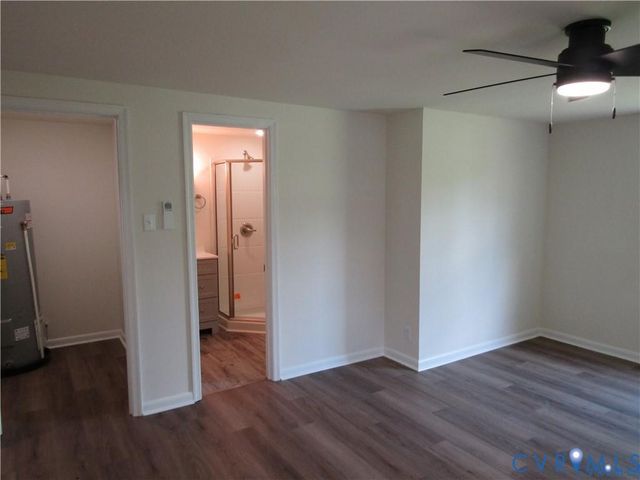 135 Trudie Dr, Center Cross, VA 22437