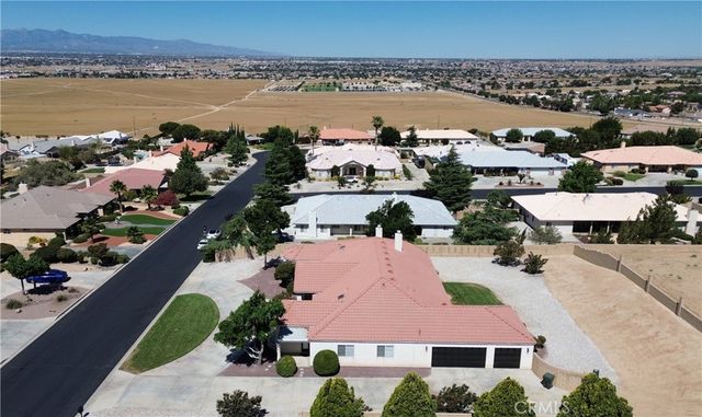 20230 Quail Run Road, Apple Valley, CA 92308