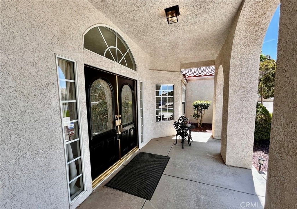 Image 17 of property listing at 20230 Quail Run Road, Apple Valley, CA 92308