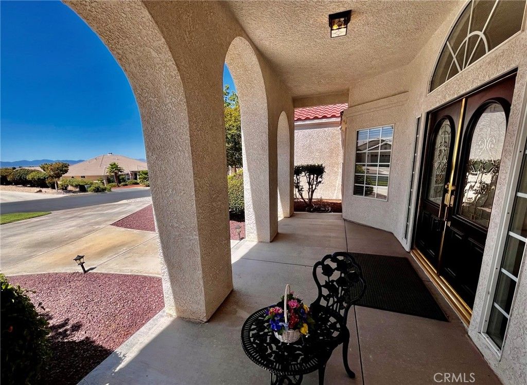 Image 18 of property listing at 20230 Quail Run Road, Apple Valley, CA 92308
