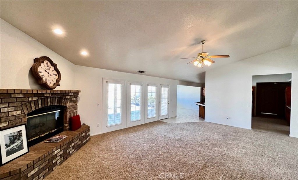 Image 25 of property listing at 20230 Quail Run Road, Apple Valley, CA 92308