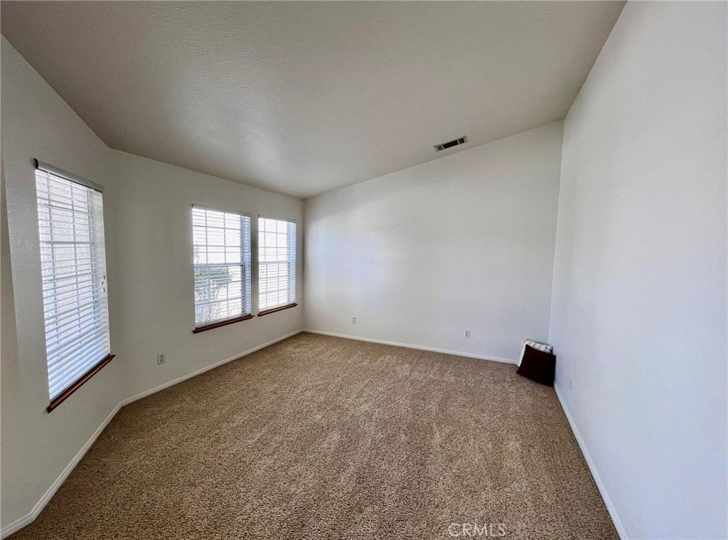 Image 28 of property listing at 20230 Quail Run Road, Apple Valley, CA 92308
