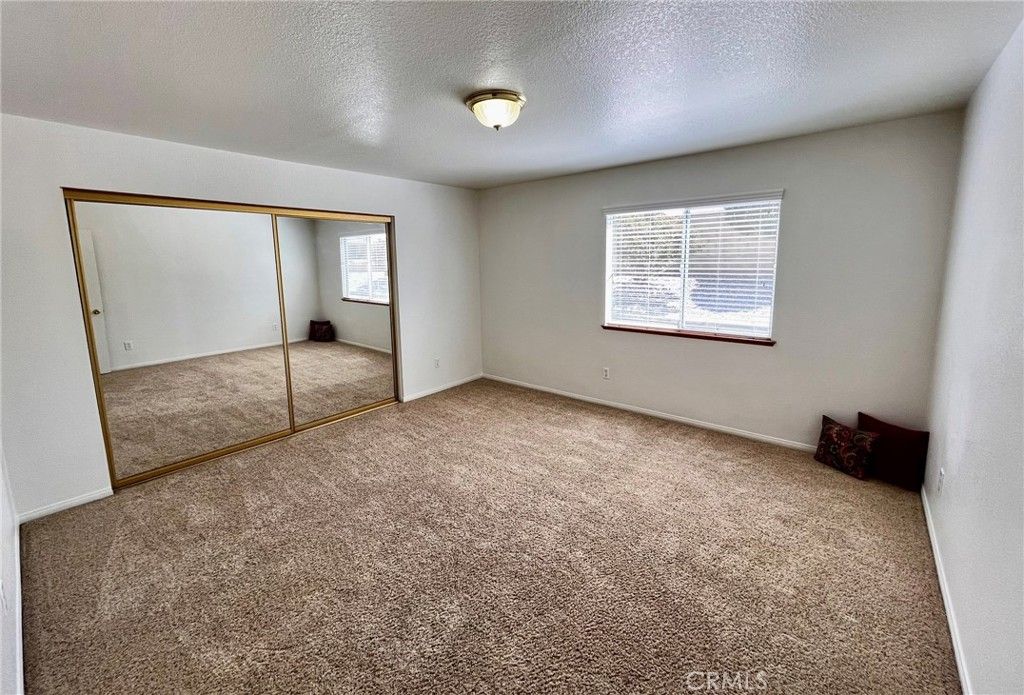 Image 36 of property listing at 20230 Quail Run Road, Apple Valley, CA 92308