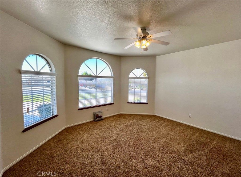 Image 41 of property listing at 20230 Quail Run Road, Apple Valley, CA 92308