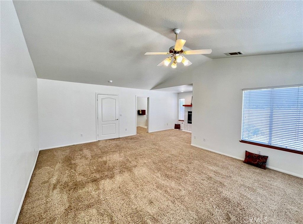 Image 44 of property listing at 20230 Quail Run Road, Apple Valley, CA 92308