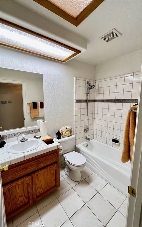 Image 52 of property listing at 20230 Quail Run Road, Apple Valley, CA 92308