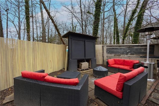 6376 S Skyline Drive, Douglasville, GA 30135