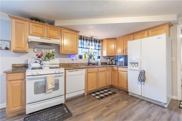 6376 S Skyline Drive, Douglasville, GA 30135