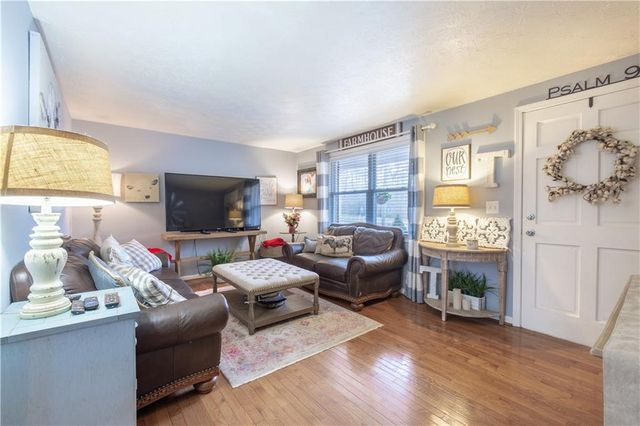 6376 S Skyline Drive, Douglasville, GA 30135