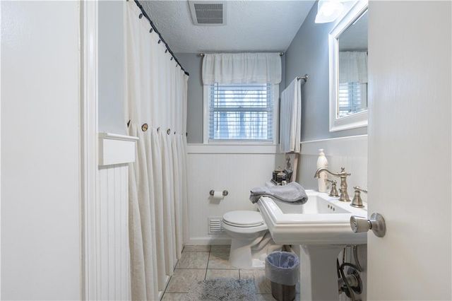 6376 S Skyline Drive, Douglasville, GA 30135