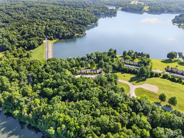 15 Lionshead Ridge Drive, Innsbrook, MO 63390