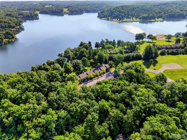 15 Lionshead Ridge Drive, Innsbrook, MO 63390