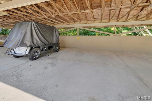 15 Lionshead Ridge Drive, Innsbrook, MO 63390
