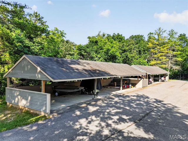 15 Lionshead Ridge Drive, Innsbrook, MO 63390