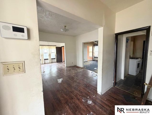 3718 N 23rd Street, Omaha, NE 68110