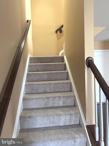 9623 SMITHVIEW PL, Lanham, MD 20706