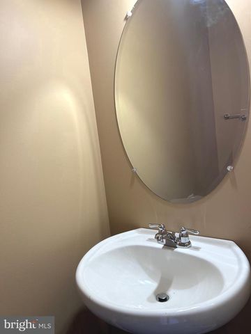 9623 SMITHVIEW PL, Lanham, MD 20706