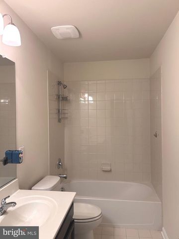 9623 SMITHVIEW PL, Lanham, MD 20706