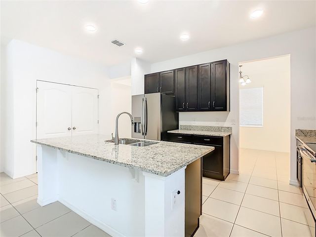 806 BENJAMIN TRAIL, Davenport, FL 33837