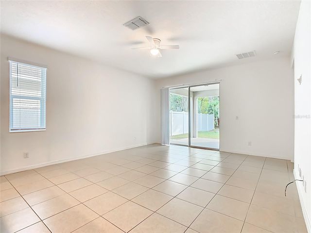 806 BENJAMIN TRAIL, Davenport, FL 33837