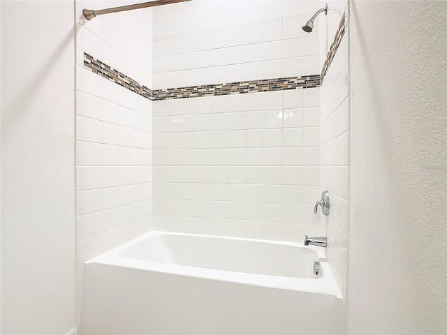 806 BENJAMIN TRAIL, Davenport, FL 33837