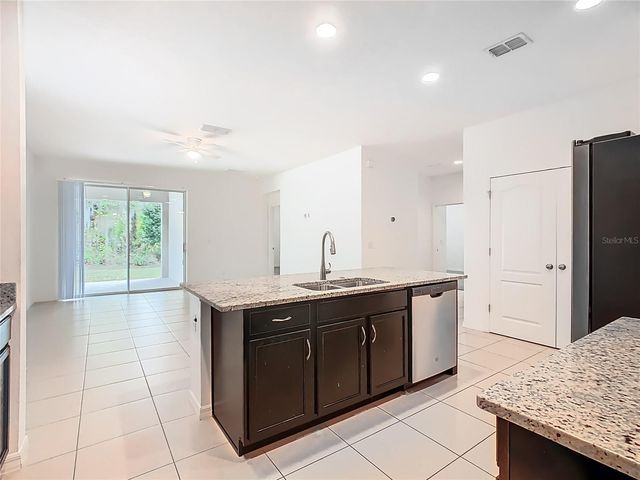 806 BENJAMIN TRAIL, Davenport, FL 33837