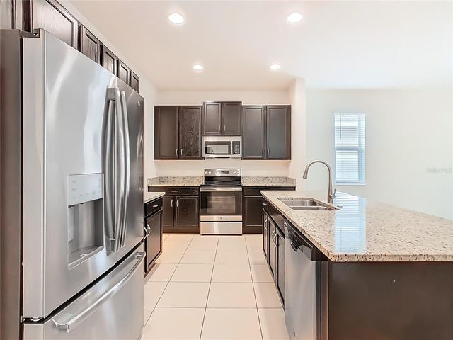 806 BENJAMIN TRAIL, Davenport, FL 33837