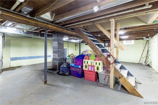 11020 Transit Road, Amherst, NY 14051