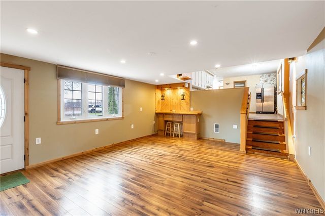 11020 Transit Road, Amherst, NY 14051