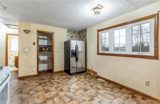 11020 Transit Road, Amherst, NY 14051