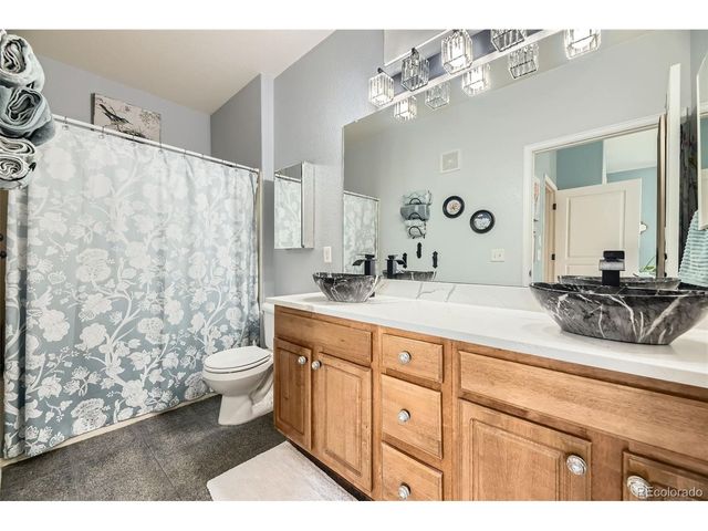 10467 W Hampden Ave 204, Lakewood, CO 80227