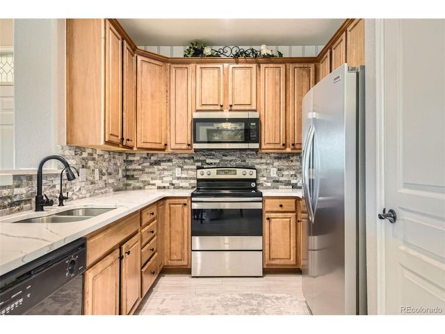 10467 W Hampden Ave 204, Lakewood, CO 80227