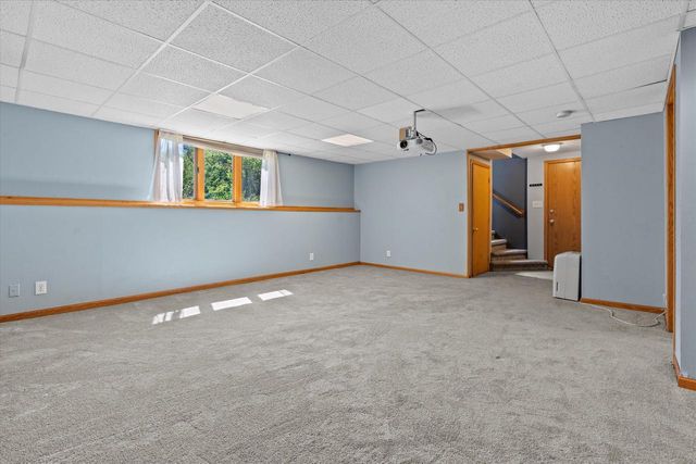 1415 S 167th STREET, New Berlin, WI 53151