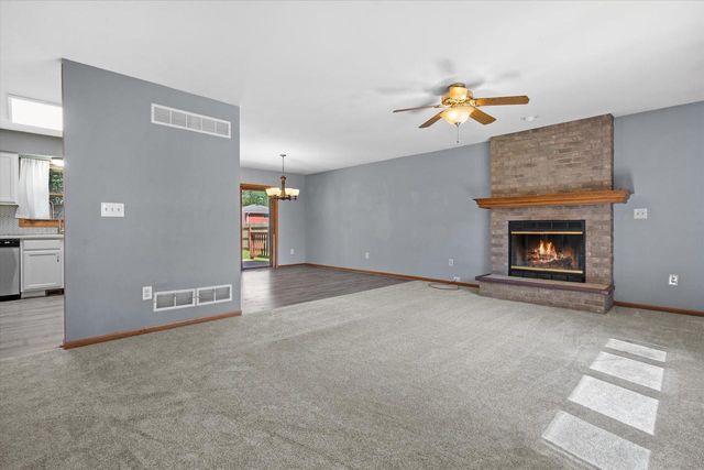 1415 S 167th STREET, New Berlin, WI 53151