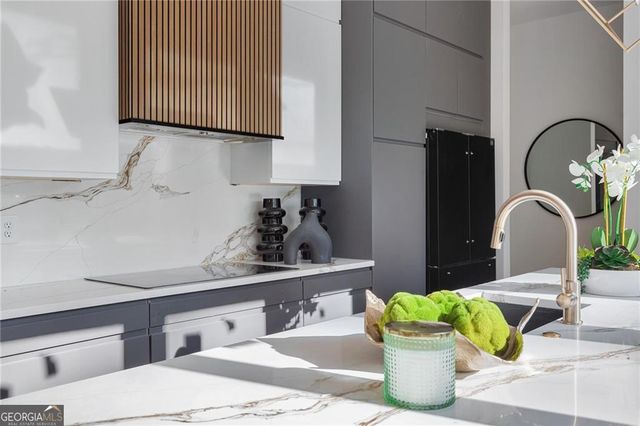 3270 Lee Street SE, Smyrna, GA 30080