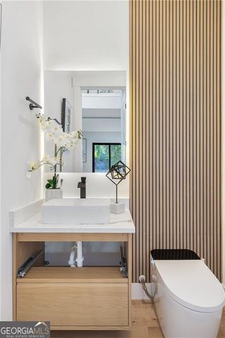 3270 Lee Street SE, Smyrna, GA 30080