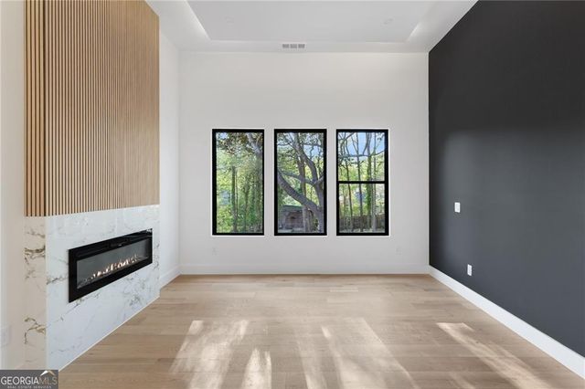 3270 Lee Street SE, Smyrna, GA 30080