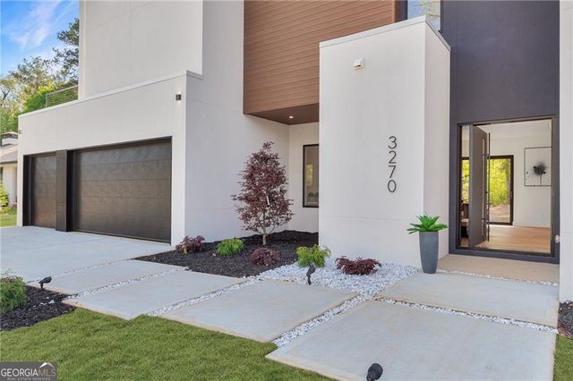 3270 Lee Street SE, Smyrna, GA 30080